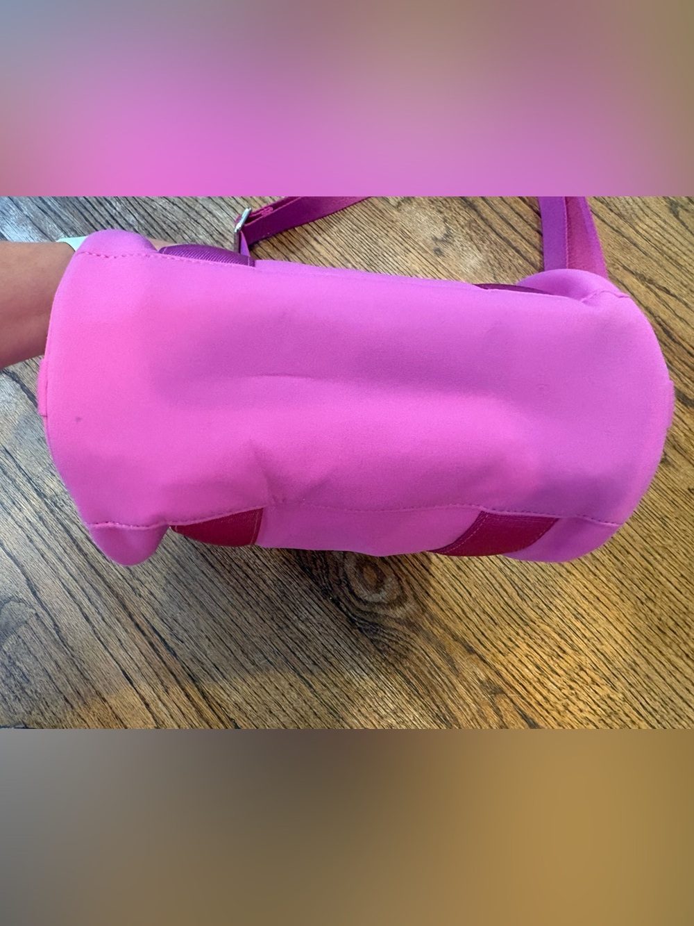 Lululemon Barrel Bag in Pow Pink - Picture 4 of 6
